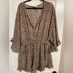 Leopard romper